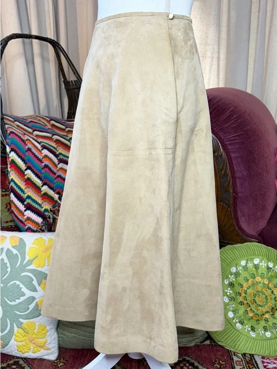 70s Bonnie Cashin Camel Suede A-Line Skirt - Picture 8 of 9